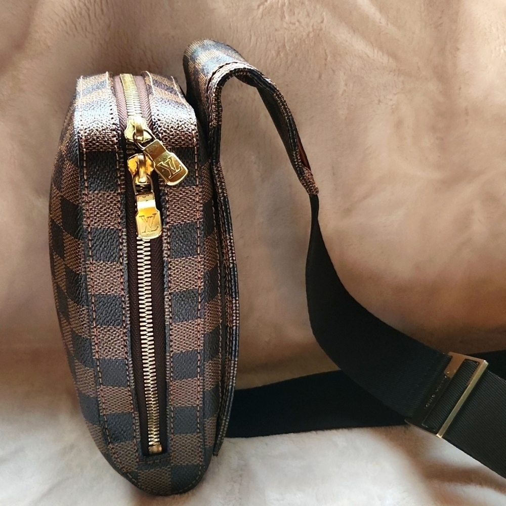 Louis Vuitton Damier Ebene Geronimos Crossbody Sling Bag (UNISEX) - Picture 2 of 10